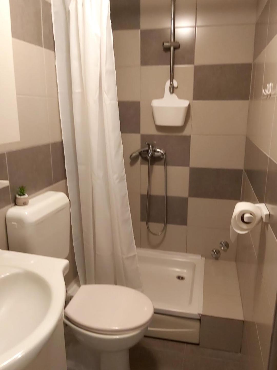 Apartmani I Sobe Mara Palit Εξωτερικό φωτογραφία