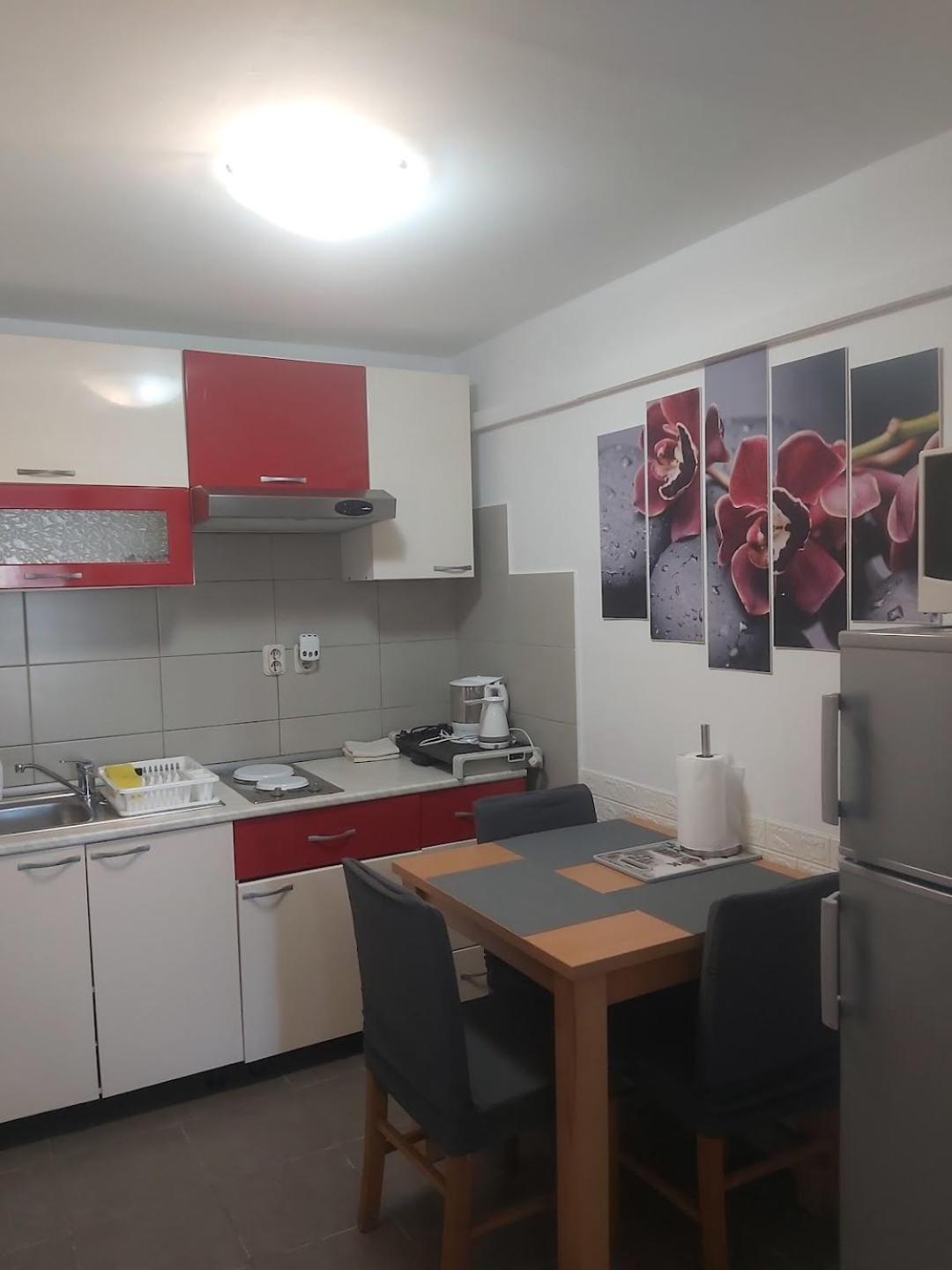 Apartmani I Sobe Mara Palit Εξωτερικό φωτογραφία