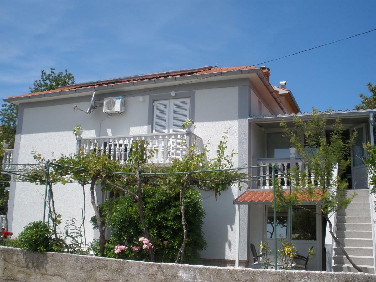 Apartmani I Sobe Mara Palit Εξωτερικό φωτογραφία